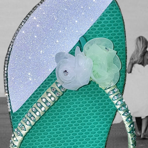 Old navy flip flops| Bridal Shoes| Beach Wedding| Mint Green Size 7-8| crystals - Picture 12 of 16